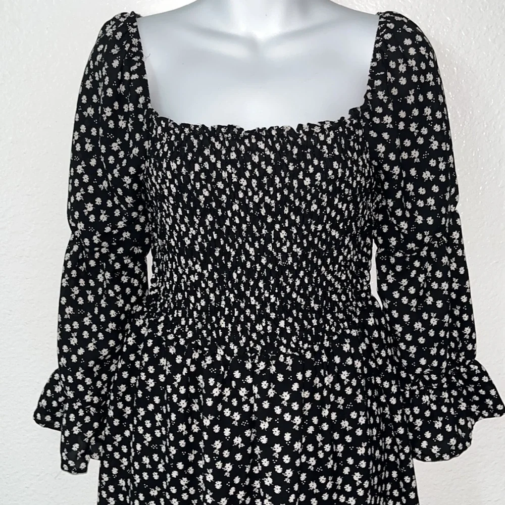 SOLD! AUW floral ruffled sleeves off the shoulder dress - Picture 2 of 16